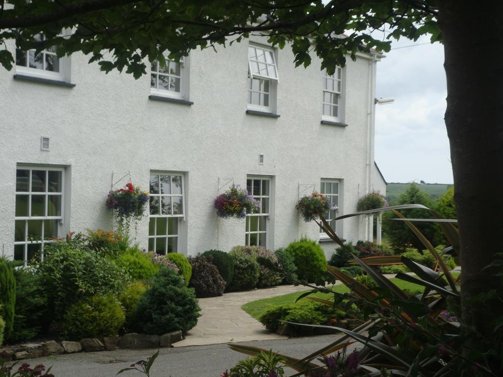 Beggars Reach Hotel Pembroke Dock Exteriör bild