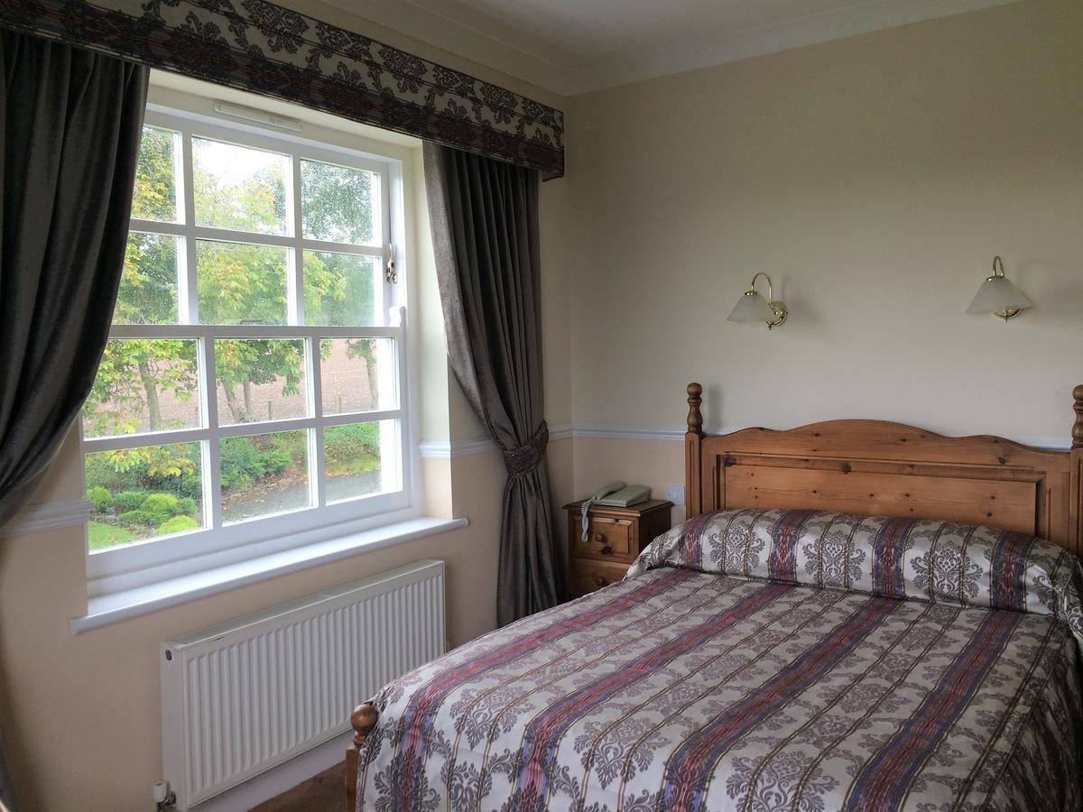 Beggars Reach Hotel Pembroke Dock Exteriör bild
