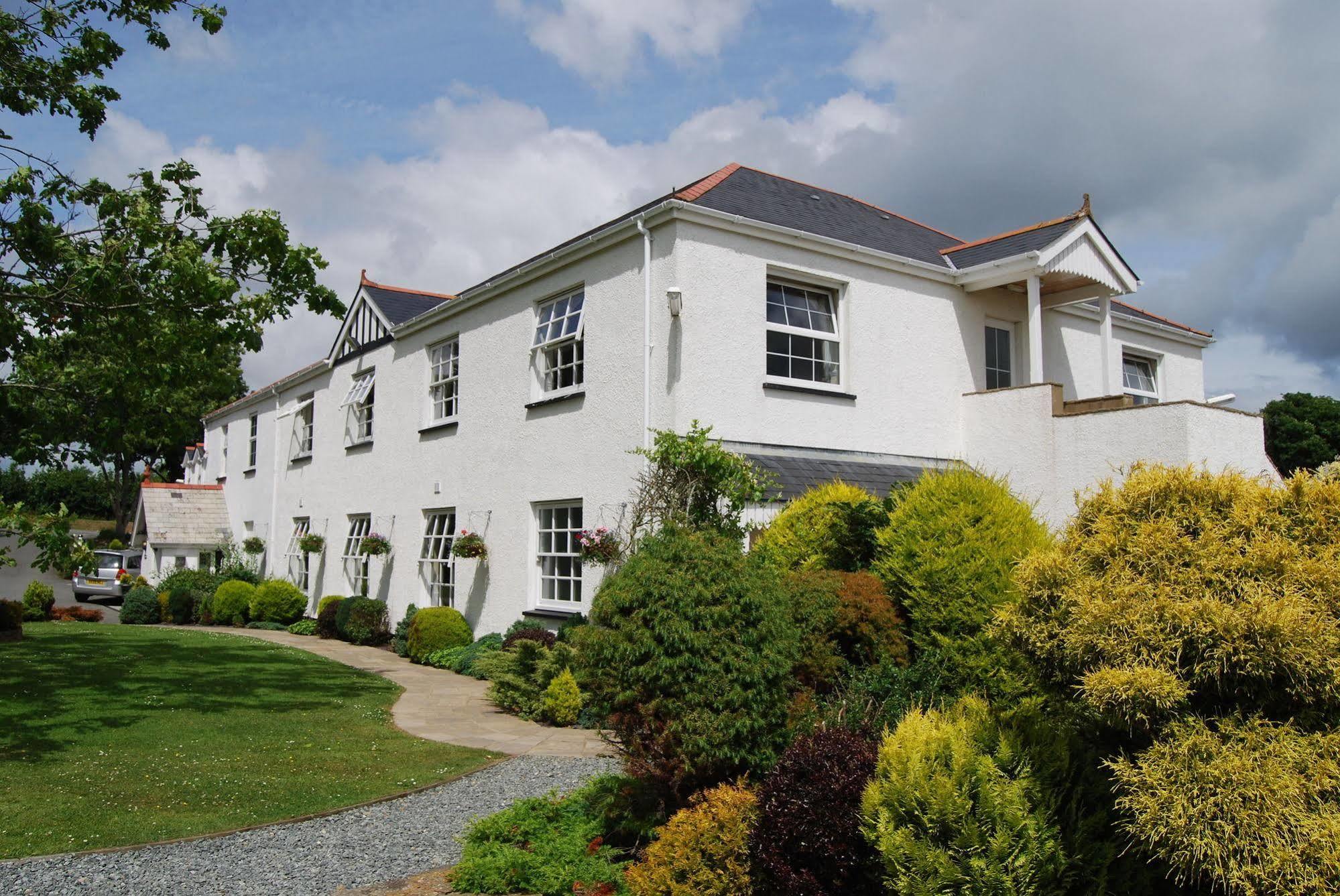 Beggars Reach Hotel Pembroke Dock Exteriör bild