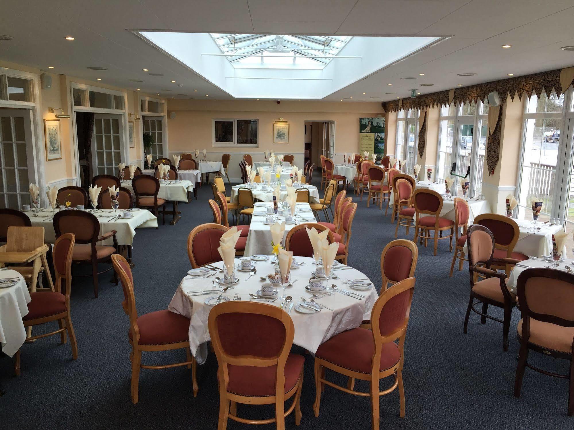 Beggars Reach Hotel Pembroke Dock Exteriör bild